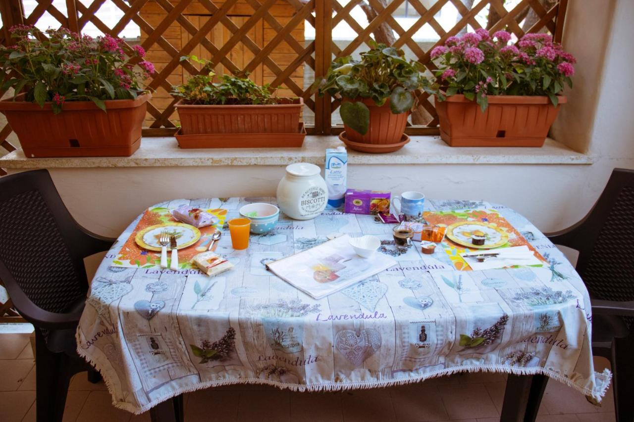 B&B Villa Susanna Civitavecchia Eksteriør billede