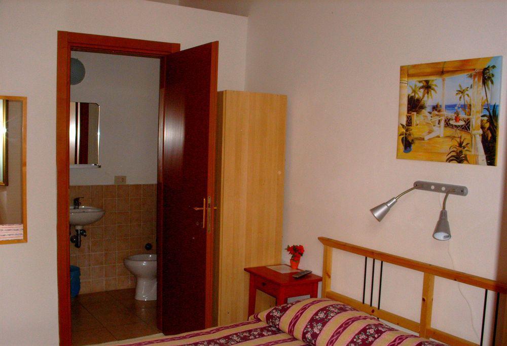 B&B Villa Susanna Civitavecchia Eksteriør billede